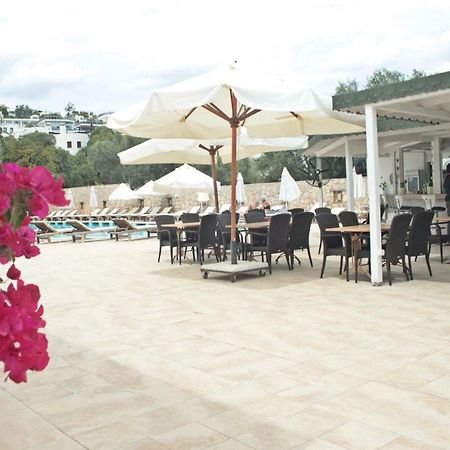 Costa Queen Suites Gümbet Buitenkant foto