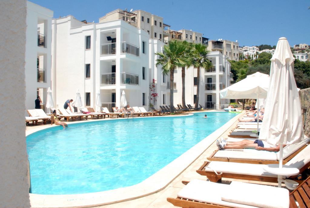 Costa Queen Suites Gümbet Buitenkant foto