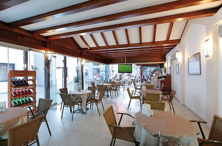 Costa Queen Suites Gümbet Buitenkant foto